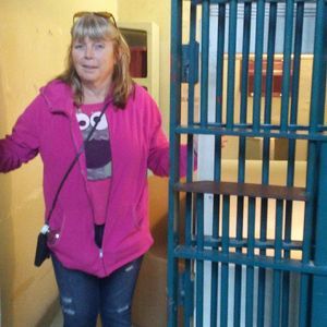 Meet your Posher, Debbie